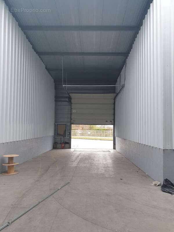 Commerce à SARS-ET-ROSIERES