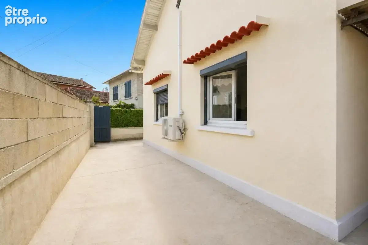 Maison de 3 pièces de 85 m² à Marseille - photo 13