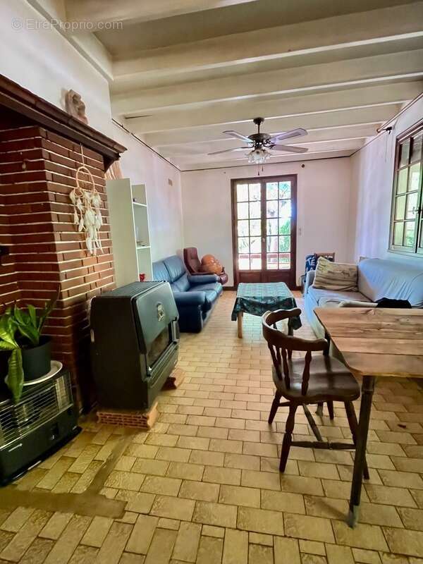 À vendre – Maison de campagne 5 pièces, 121 m² sur 7000² de terrain avec dépendances – Montricoux (82) - photo 5