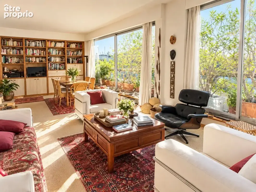 Appartement de126m2 au 6ème étage avec terrasse de 110m2 avec une vue dégagée - photo 3