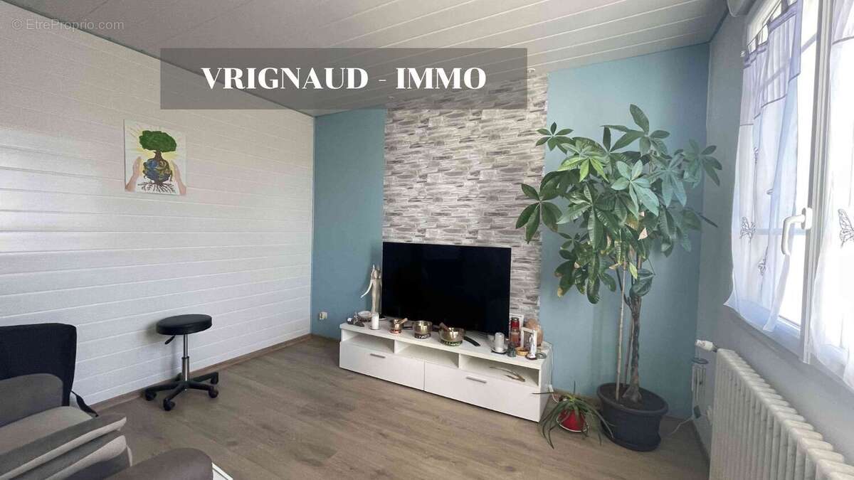 Maison à SAINT-PAUL-EN-PAREDS