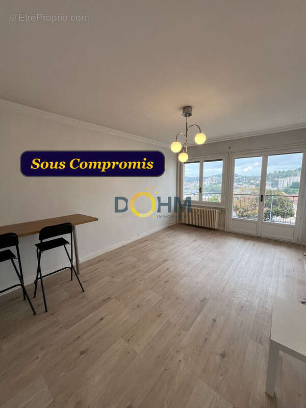 Appartement à SAINT-ETIENNE