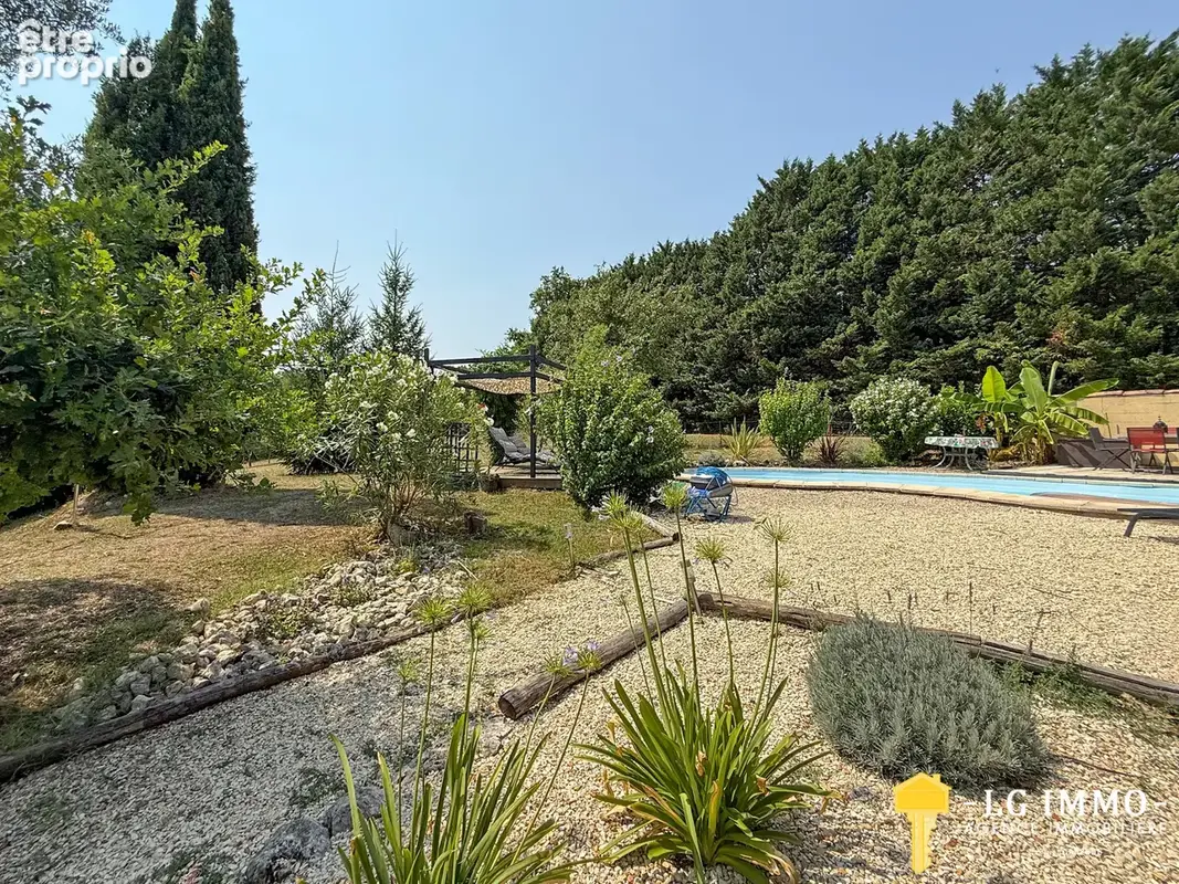 Bâtisse charentaise de 147 m2   Rénovation haut de gamme, piscine & grand terrain arboré   Proche Jonzac - photo 21