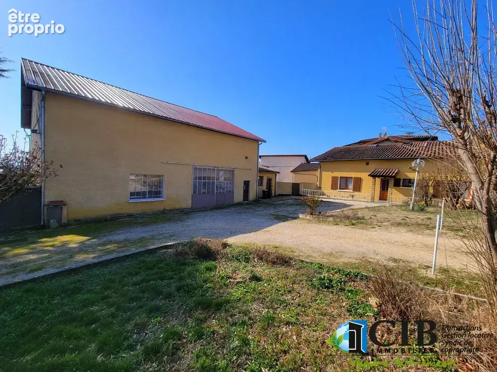 Maison à AGNIN
