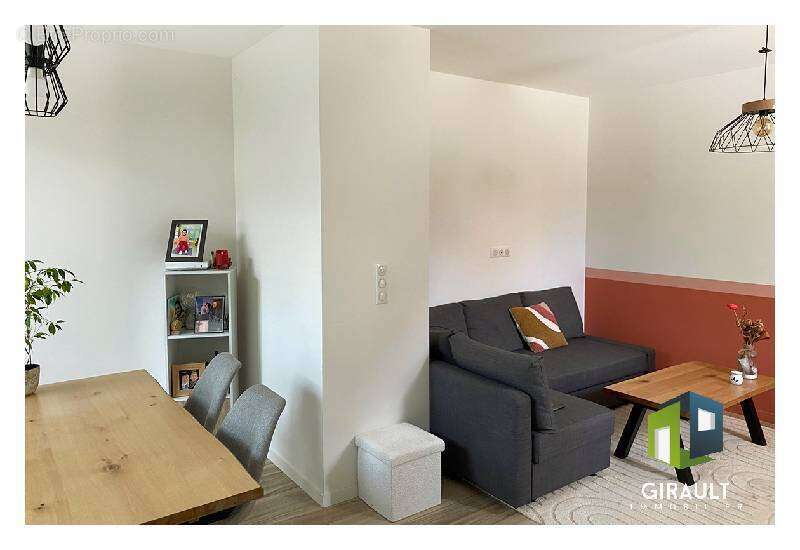 Appartement à VIEUX-CHARMONT