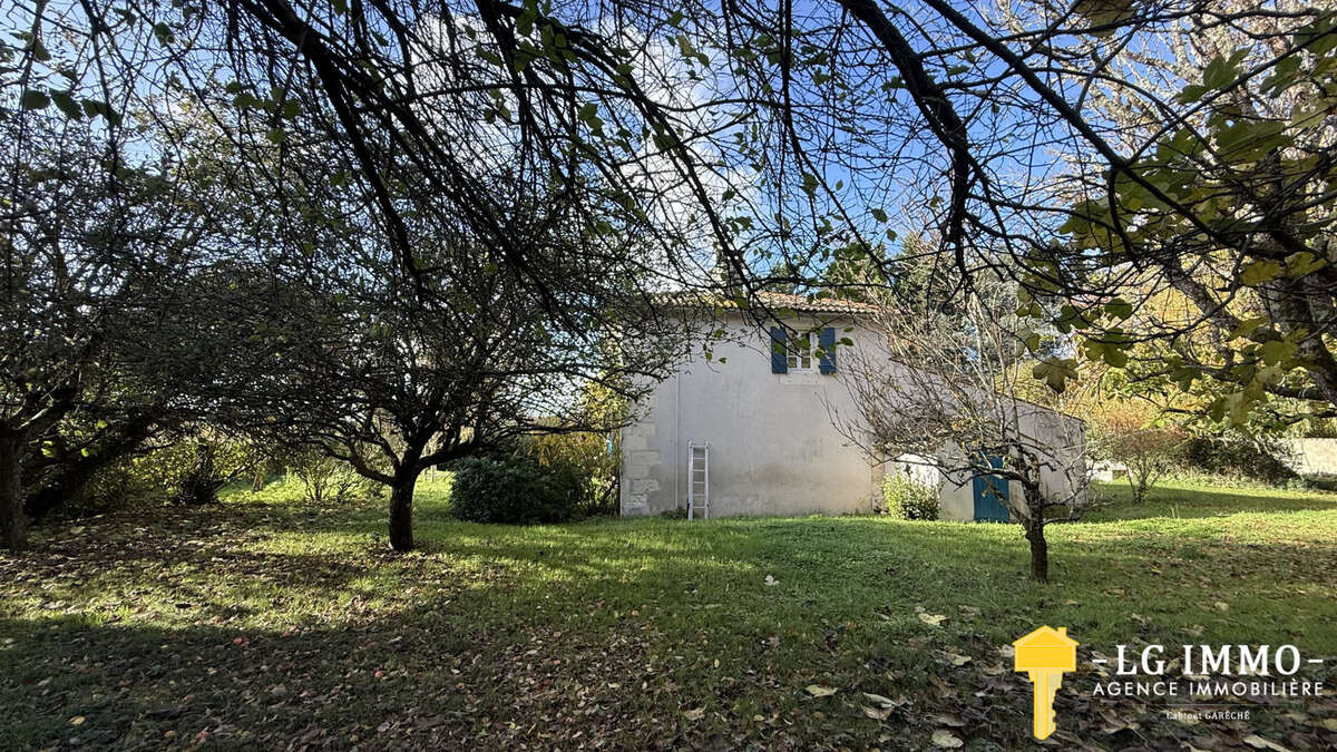 Maison à MORTAGNE-SUR-GIRONDE