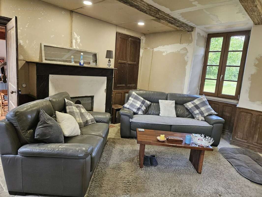 Maison à CROUSEILLES