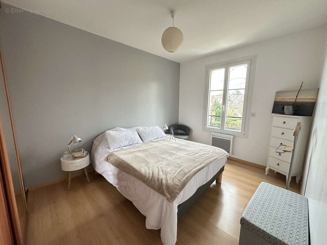 Maison à BROU-SUR-CHANTEREINE