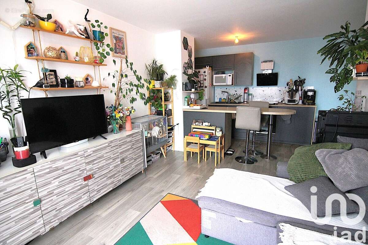 Photo 2 - Appartement à BRIE-COMTE-ROBERT