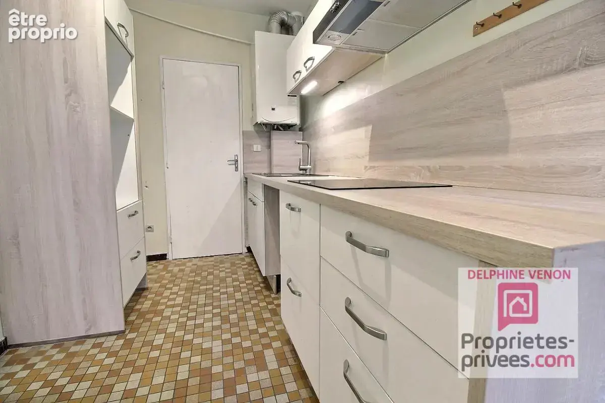 Exclusivité - Maison 4 chambres en centre ville de  Chateauneuf  sur Loire - photo 3