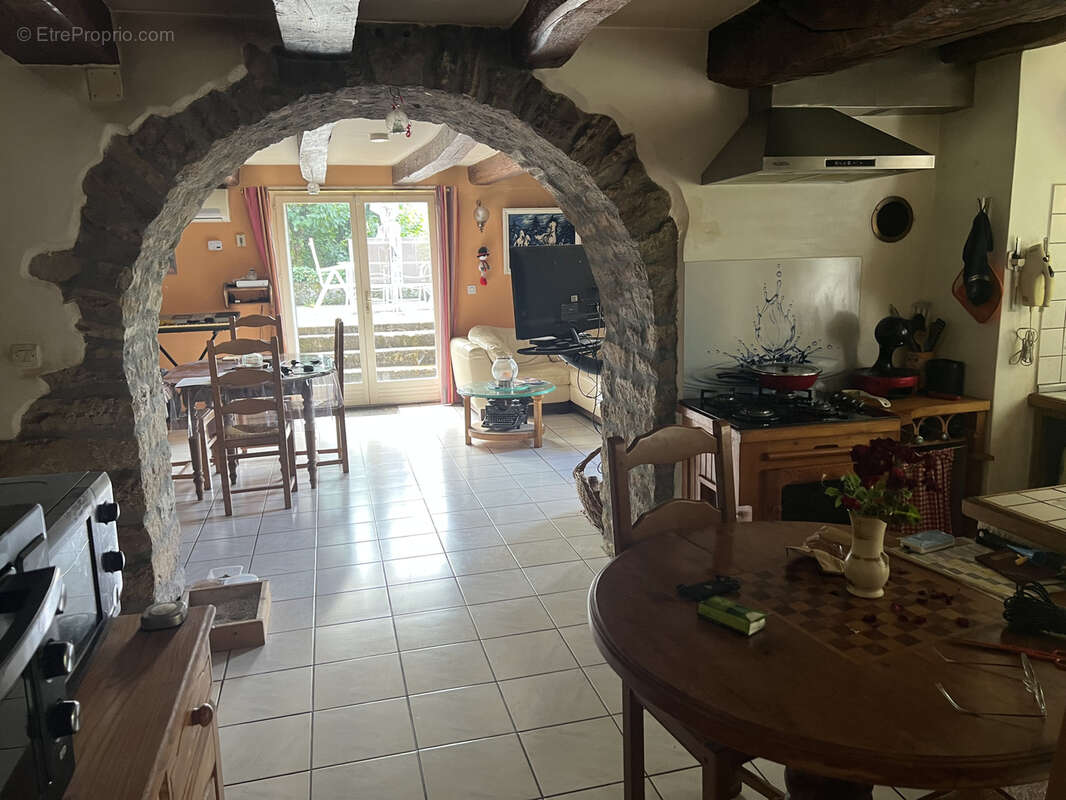 Maison à L'ISLE-SUR-LE-DOUBS