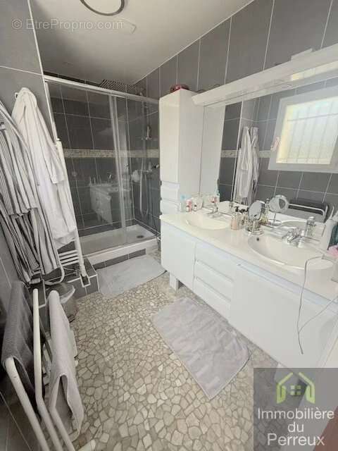 Maison familiale de 160 m2 ha avec piscine chauffée et sous- - photo 9