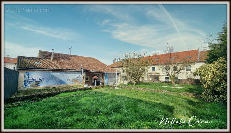 Maison à DONCOURT-LES-CONFLANS