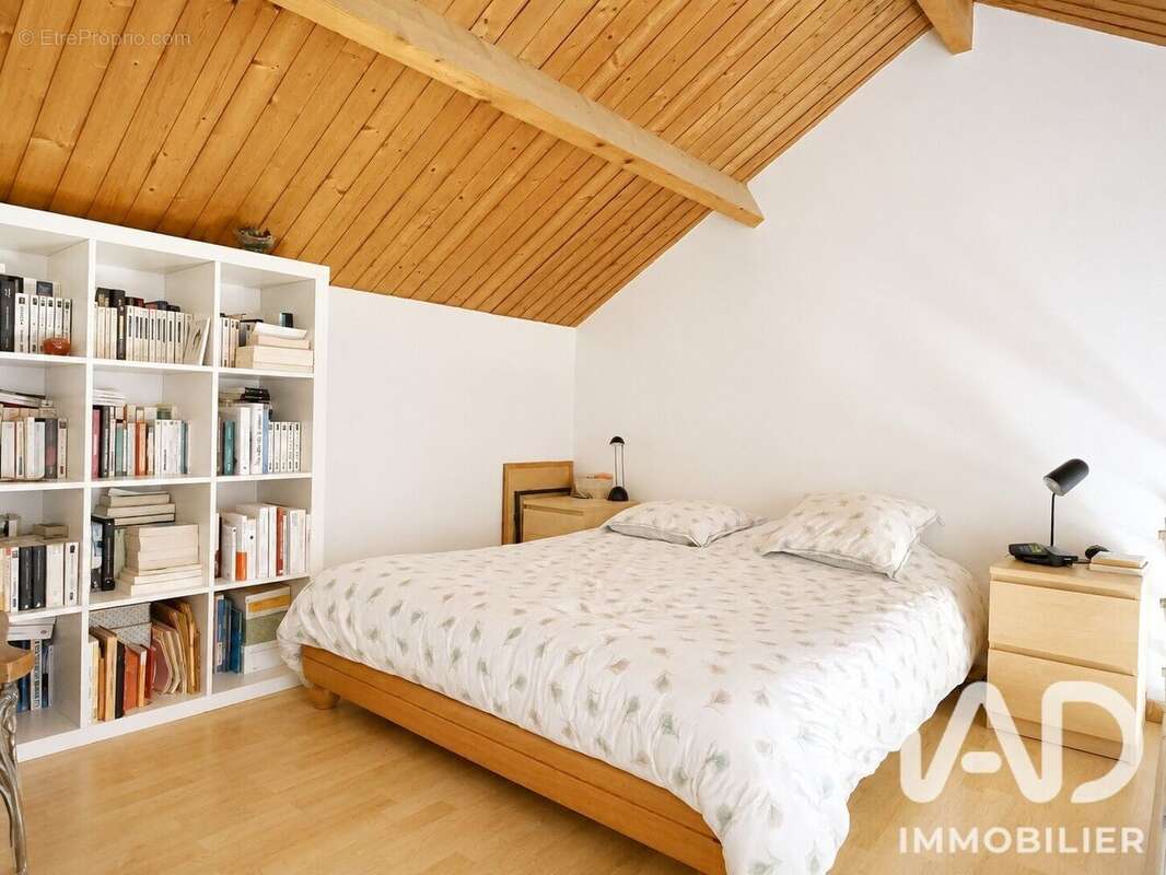 Maison 175 m² à Chaville  - photo 7
