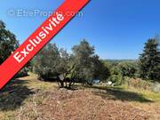   - Terrain à AUBENAS