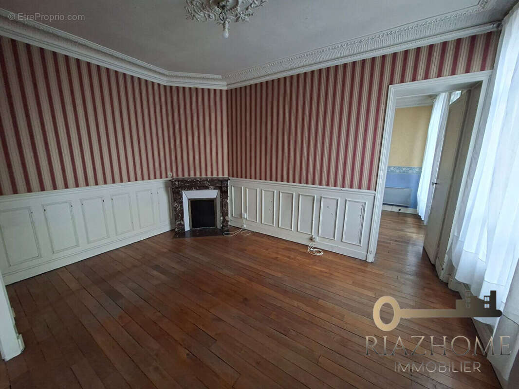 Appartement à LE BOURGET
