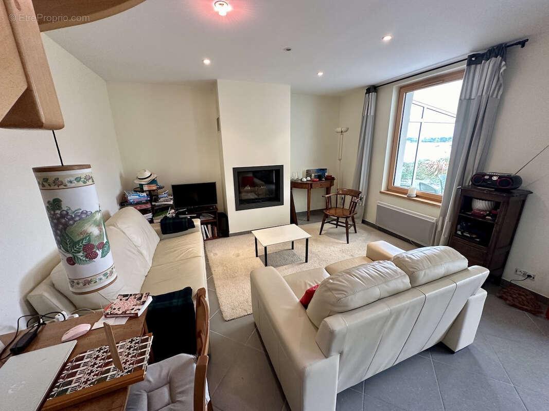 Maison à PLOUGRESCANT