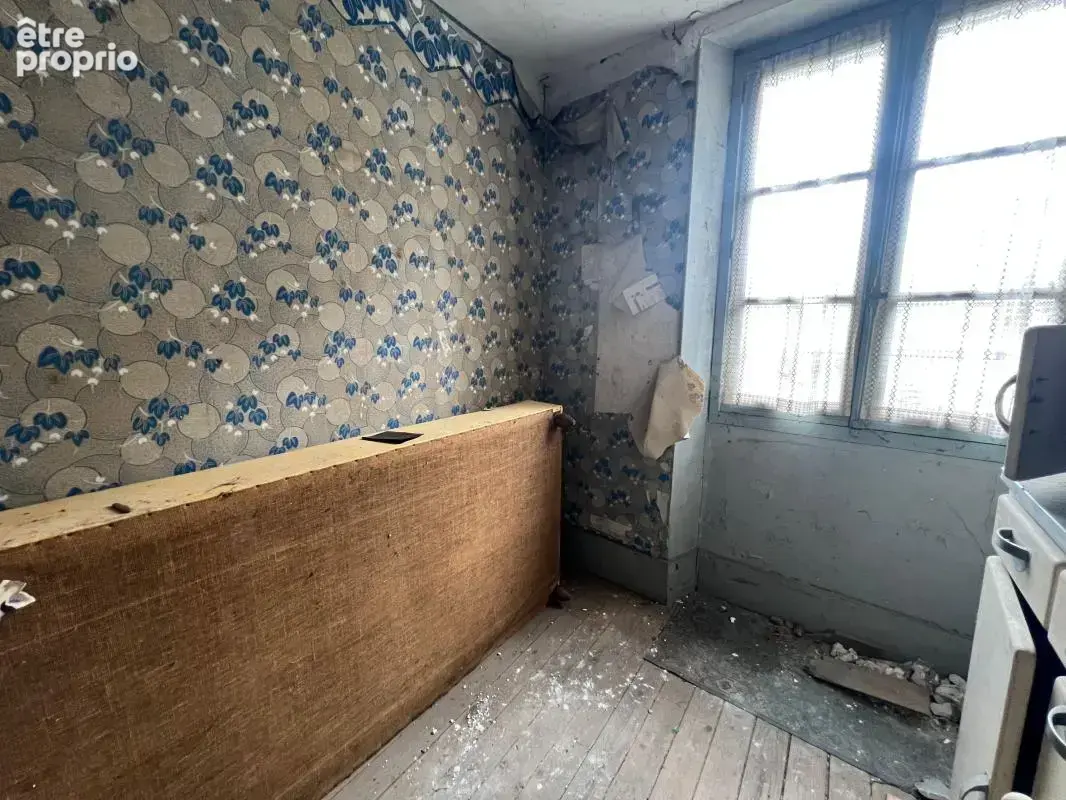 Maison À Vendre centre ville de saint Thibault des vignes 5 pièces à rénover - photo 15