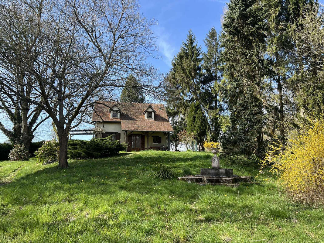 Maison à LE PIN-LA-GARENNE