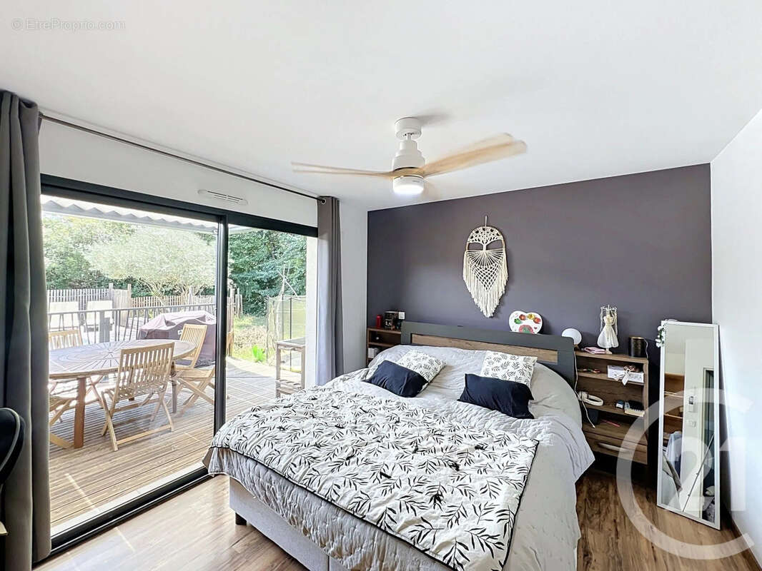 Maison 106 m² à Pavie  - photo 8