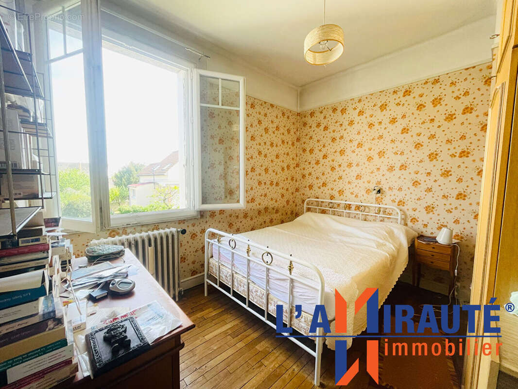 Maison à SARTROUVILLE