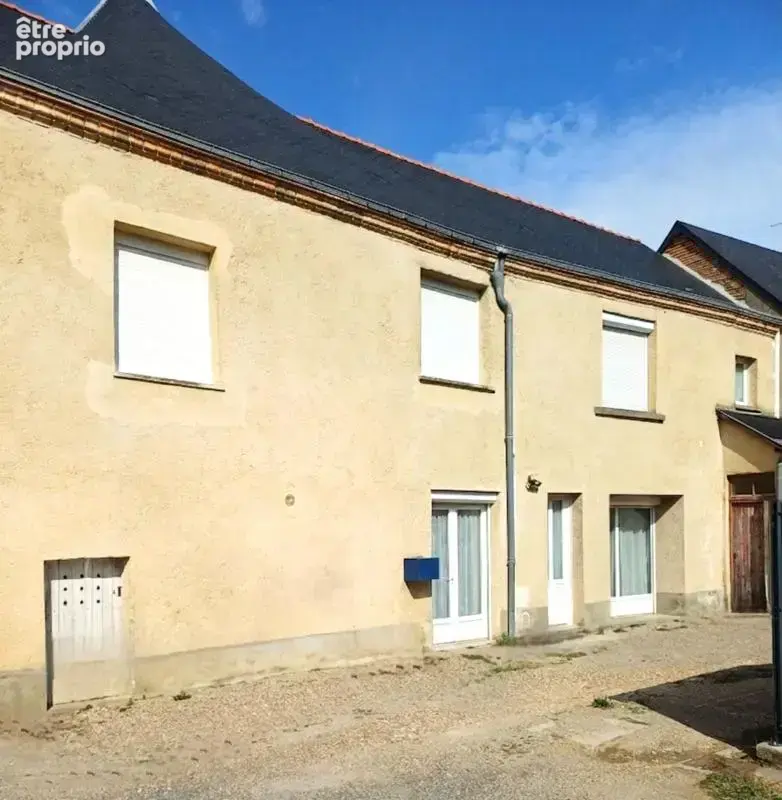 Maison à LA CHAPELLE-D'ALIGNE