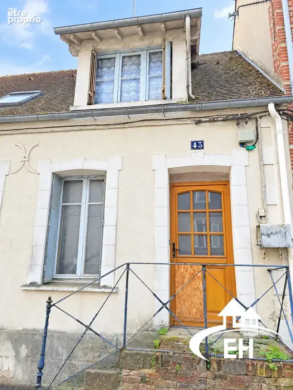 Maison de ville a restaurer - photo 7
