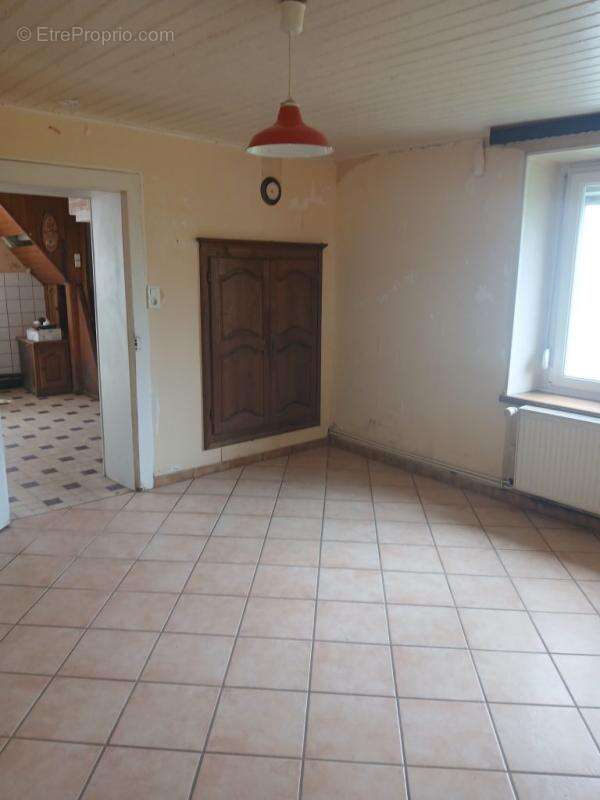 Maison à FROTEY-LES-LURE