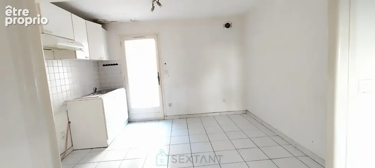 Ensemble immobilier 3 logements, cour, garage et et terrasse avec vues - photo 17