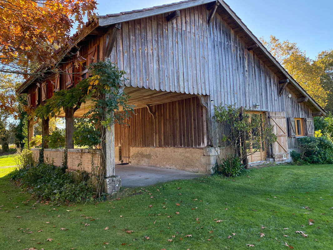 Maison à RION-DES-LANDES