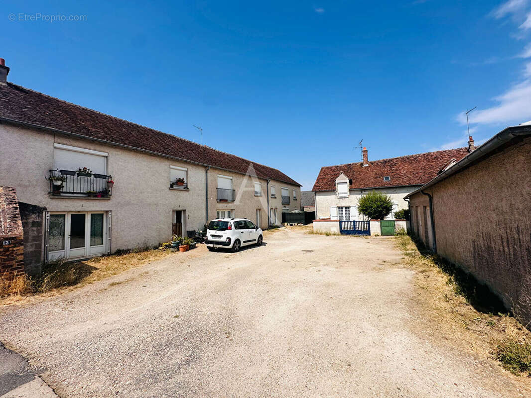 Maison à SAINT-DENIS-SUR-LOIRE
