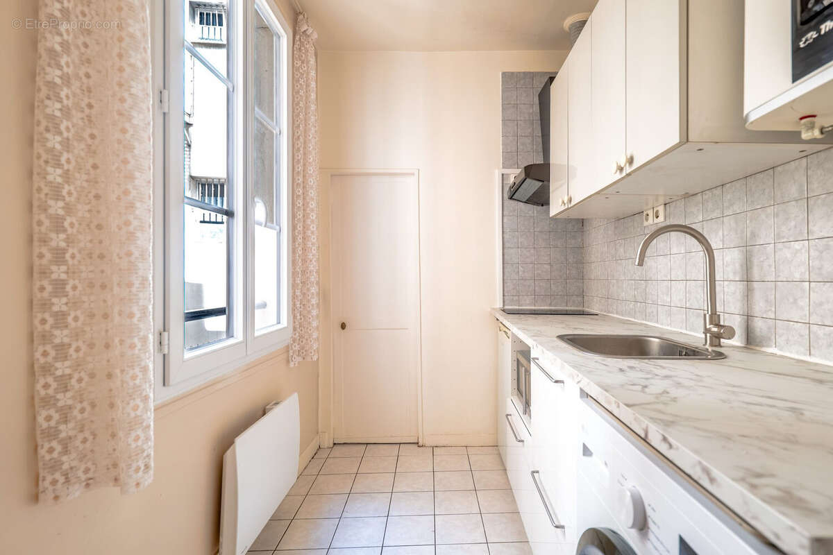 Appartement 25 m² à Paris-6e  - photo 8