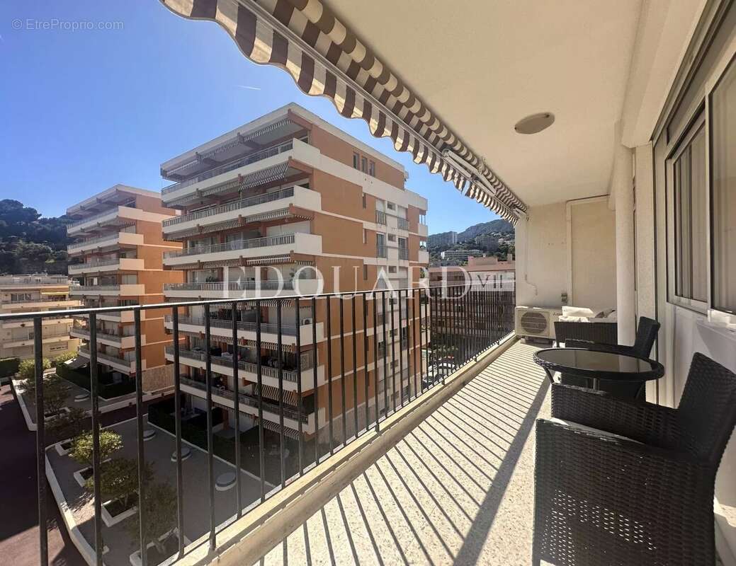 Appartement à ROQUEBRUNE-CAP-MARTIN
