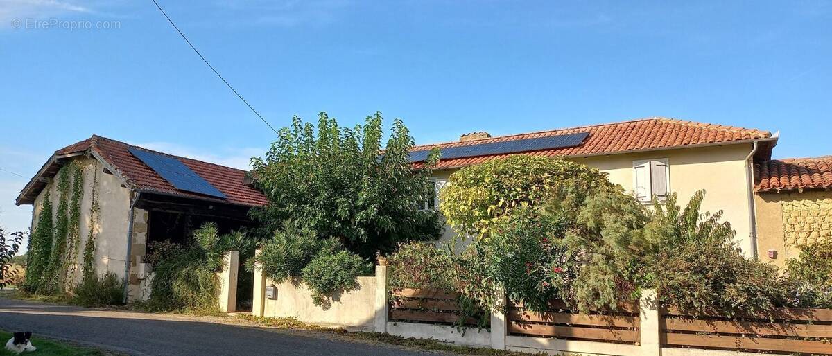 Maison à MIRANDE