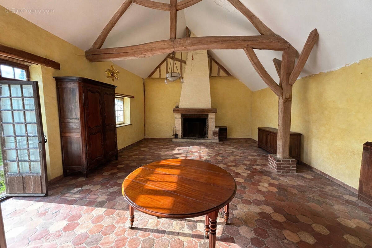 Maison à SERAZEREUX