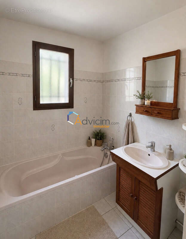 Maison 85 m² à Sache  - photo 8