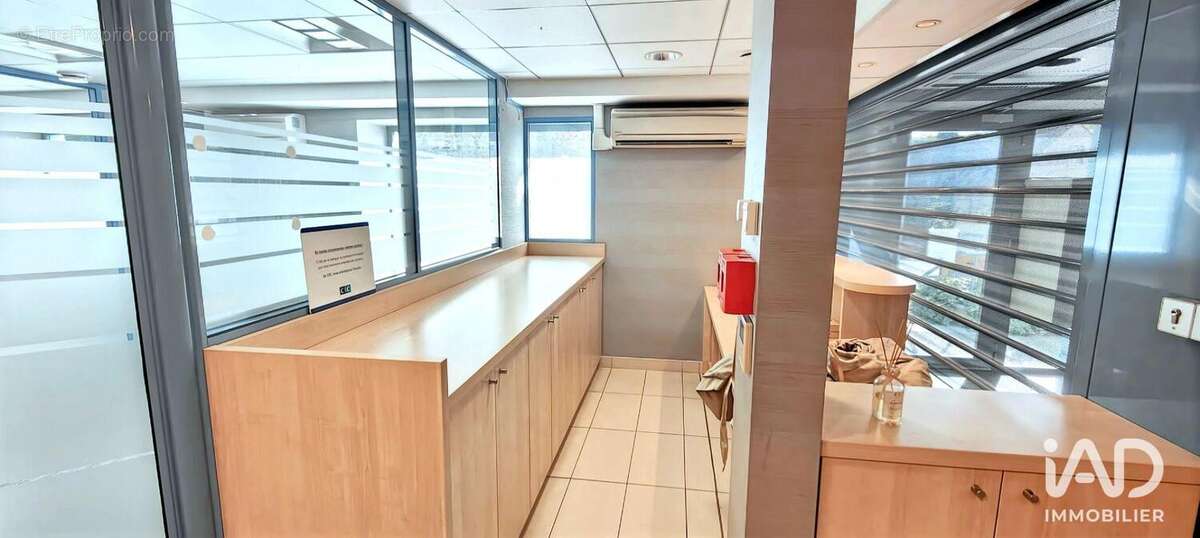 Photo 3 - Commerce à ABLIS