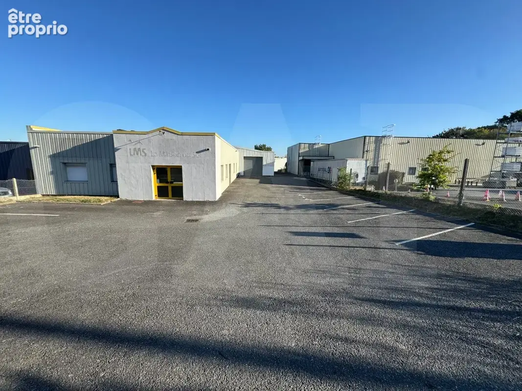 Photo Autres à Cesson-Sevigne au prix de 609 900€