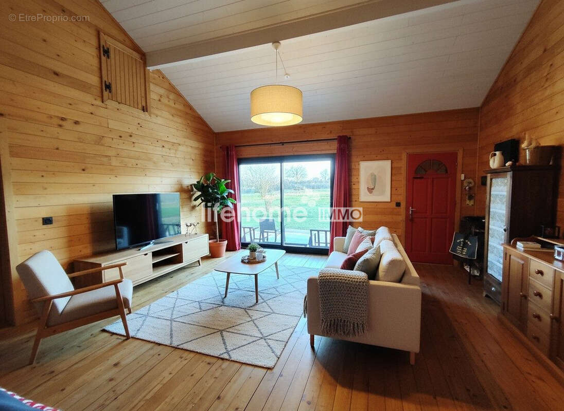 Maison à ARGENTON-SUR-CREUSE