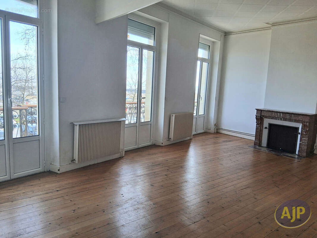 Appartement à PAUILLAC