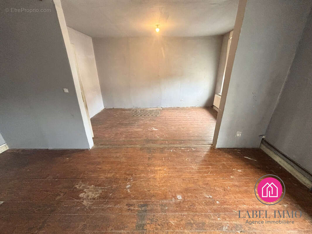 Maison 170 m² à Bruay-Sur-L'escaut  - photo 6