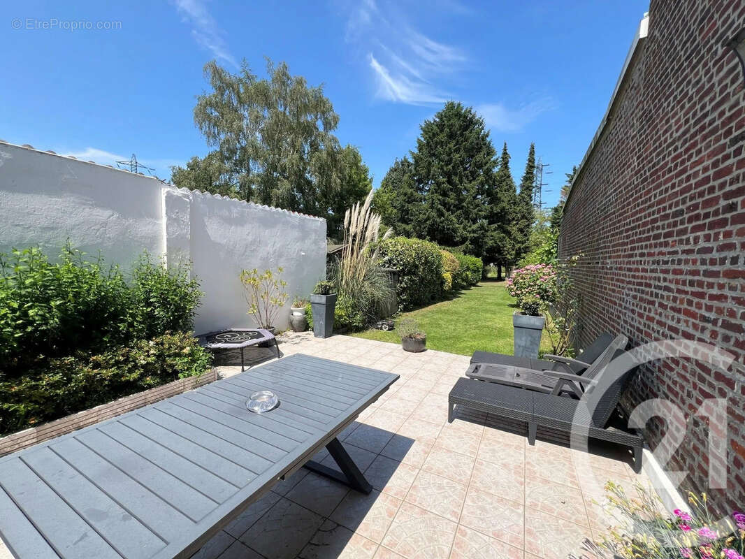 Maison à HELLEMMES-LILLE