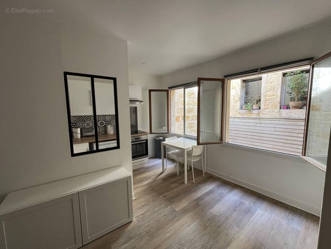 Photo 1 - Appartement à BORDEAUX