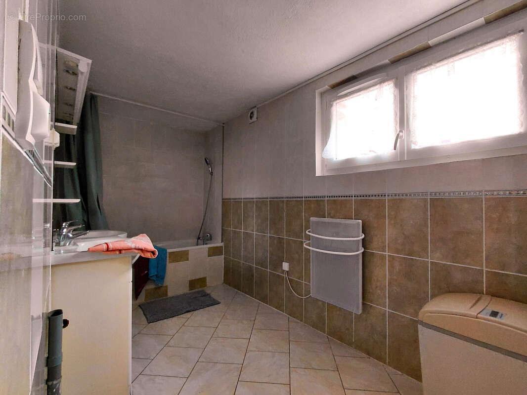 Maison à COULOUNIEIX-CHAMIERS