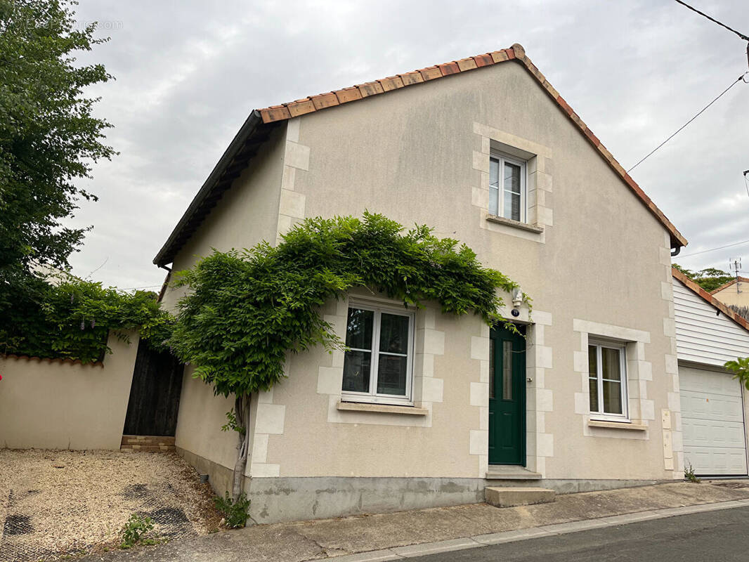 Maison à BUXEROLLES