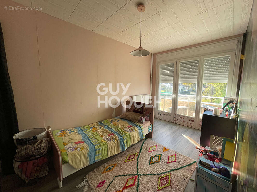 Appartement à PARENTIS-EN-BORN