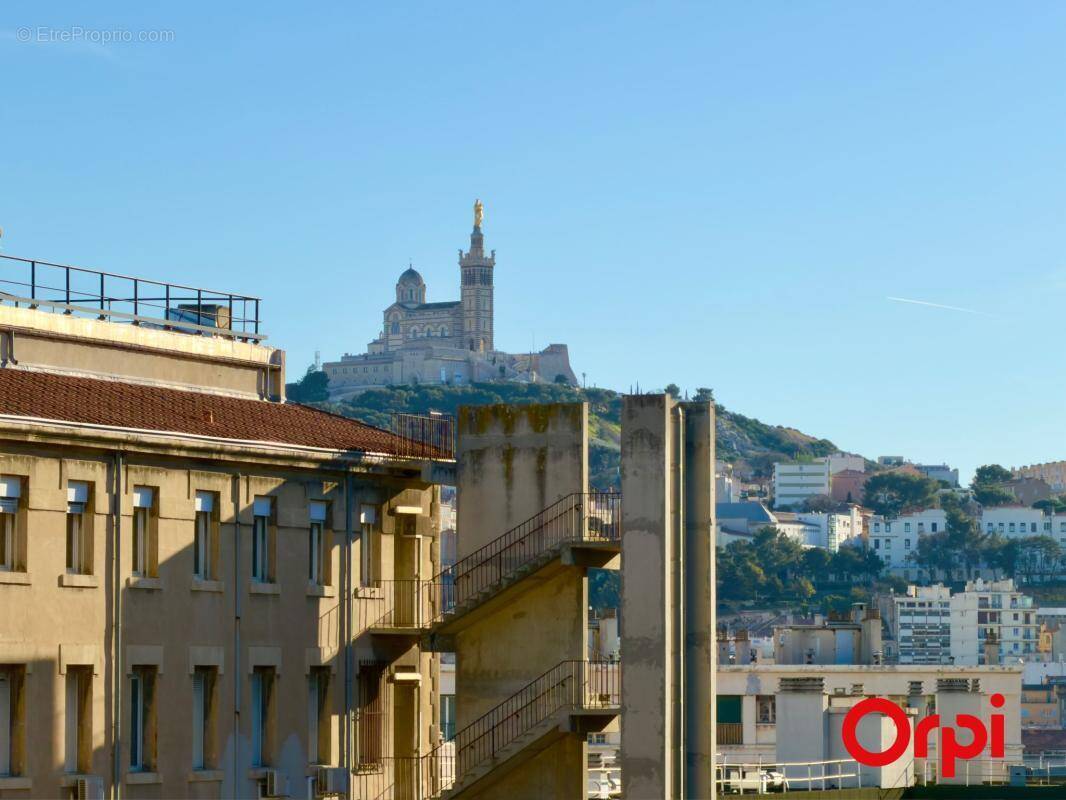 Appartement à MARSEILLE-2E