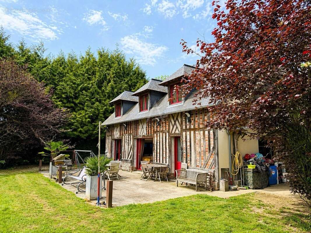 Maison à PONT-L'EVEQUE