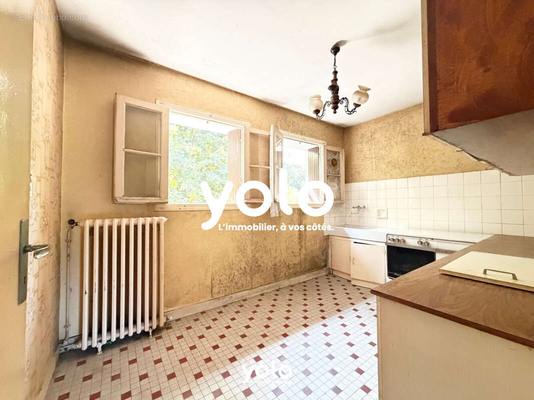 Maison 112 m² à Milhac-D'auberoche  - photo 6