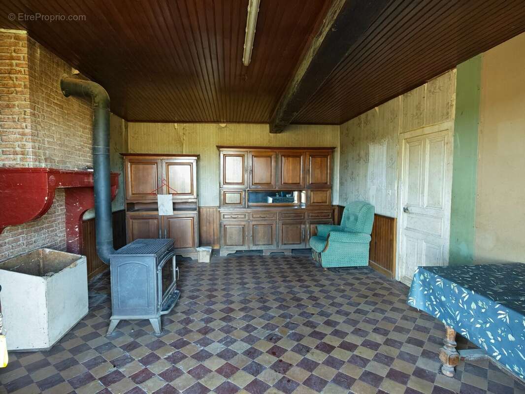 Maison 80 m² à Saint-Etienne-En-Bresse  - photo 7